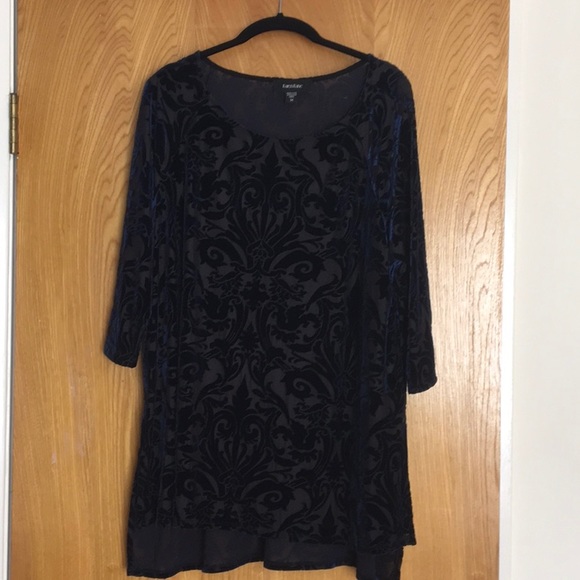 Karen Kane flocked tunic top - Picture 5 of 8